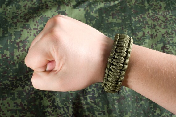 550 cord bracelet