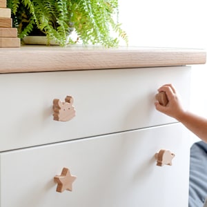 Wood dresser knobs for ocean theme nursery  . Underwater animals kids room drawer knobs . Cute cabinet knobs for children's room