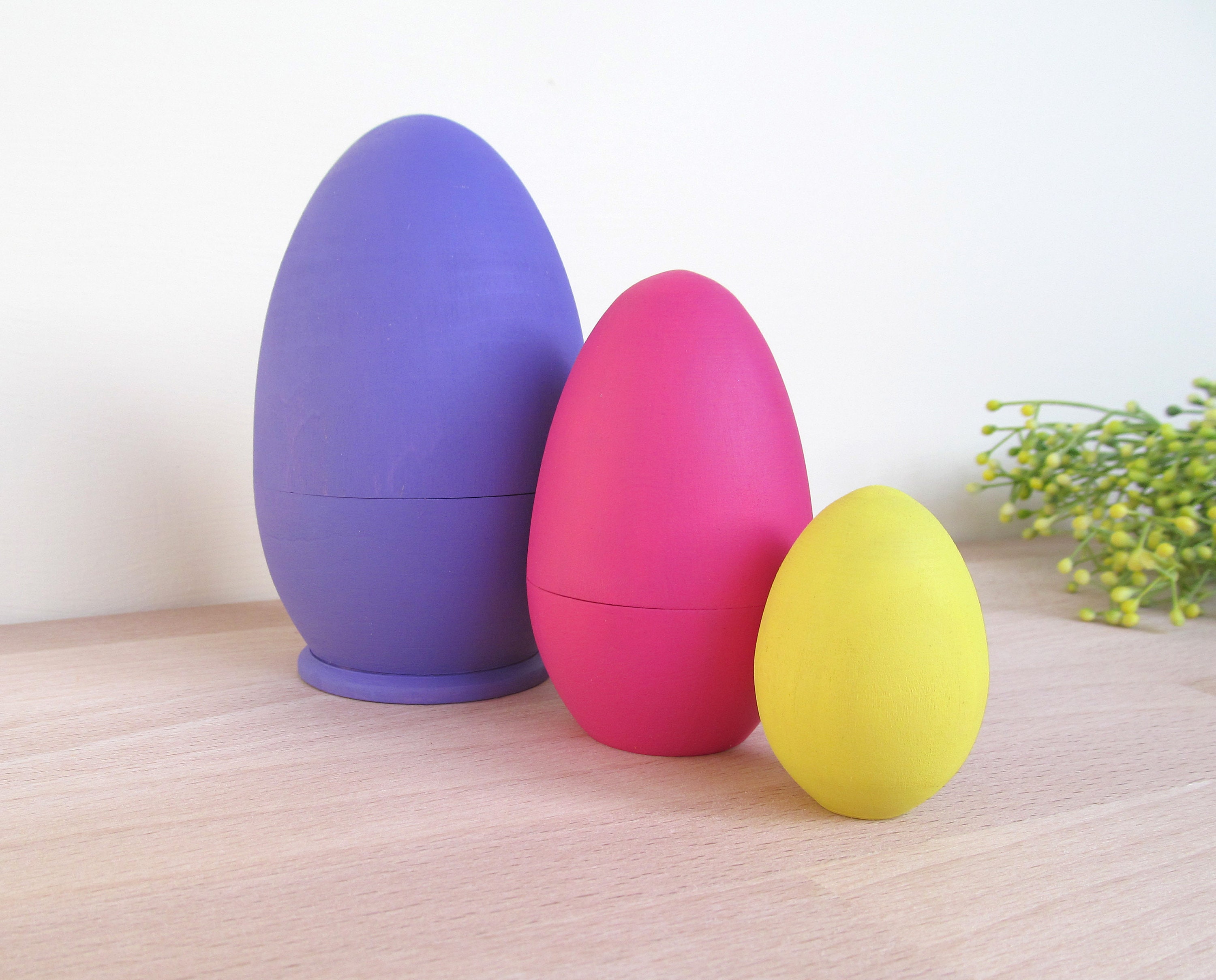 nesting eggs toy