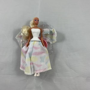 McDonalds Happy Meal Angel Princess Barbie 1996