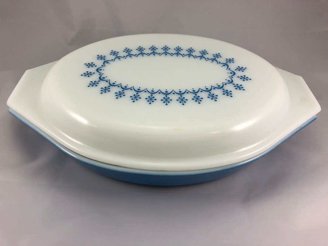 Pyrex 1 Quart Snowflake Pattern Casserole - Etsy