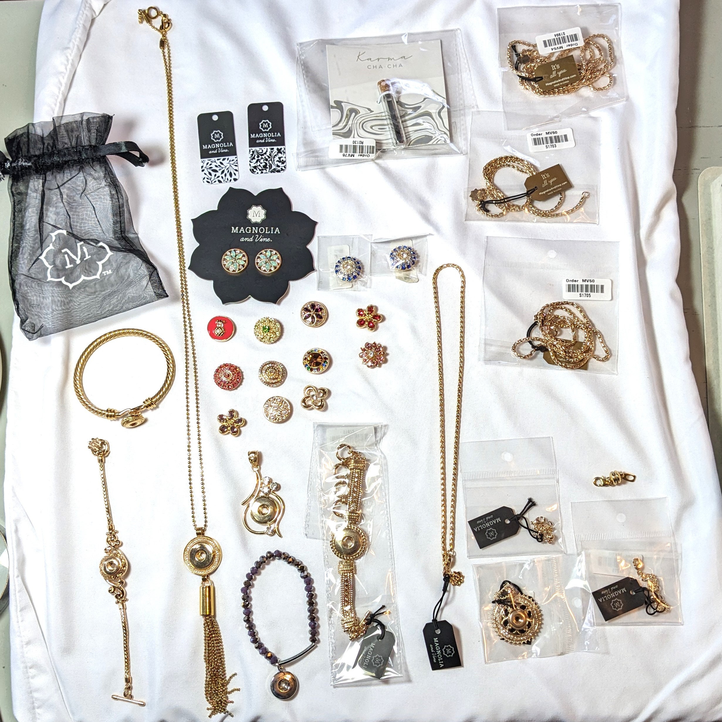 Magnolia and vine jewelry sale