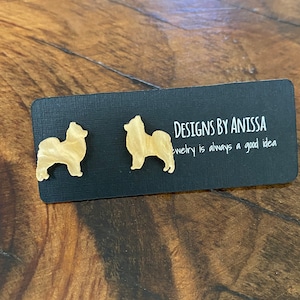 Pomeranian Earrings - Tan Ripple
