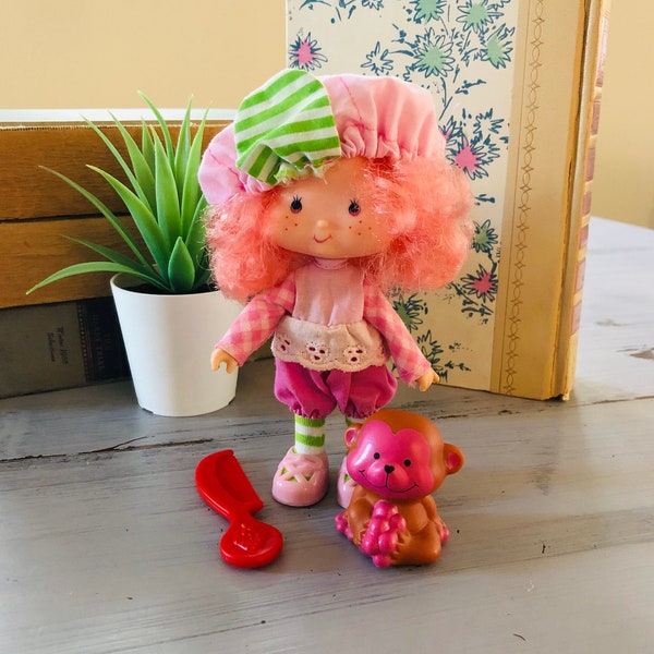 Vintage 1980's Raspberry Tart Doll w/ Rhubarb Monkey | 1980s American Greeting Strawberry Shortcake Scented Doll |Retro Kenner RaspberryTart