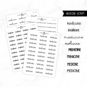 Puede incluir: Una hoja de pegatinas para planificadores con la palabra "medicina" escrita en varios estilos y tamaños. Las pegatinas son en blanco y negro y están diseñadas para usar en un planificador o diario.