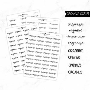 Puede incluir: Una hoja de pegatinas para planificadores con la palabra "organizar" escrita en diferentes estilos y tamaños. Las pegatinas son en blanco y negro y están diseñadas para ser usadas en un planificador o diario.