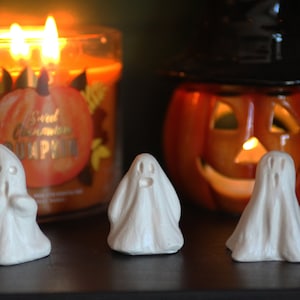 Mini Ghost Figurines - pack of 3