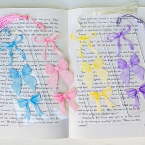 Coquette Bow Bookmark | Acrylic Bookmarks | Gift for Book Lover | Cute Bookmark | Gift for Her | Tassel Bookmark | Teacher&#39;s Gift
