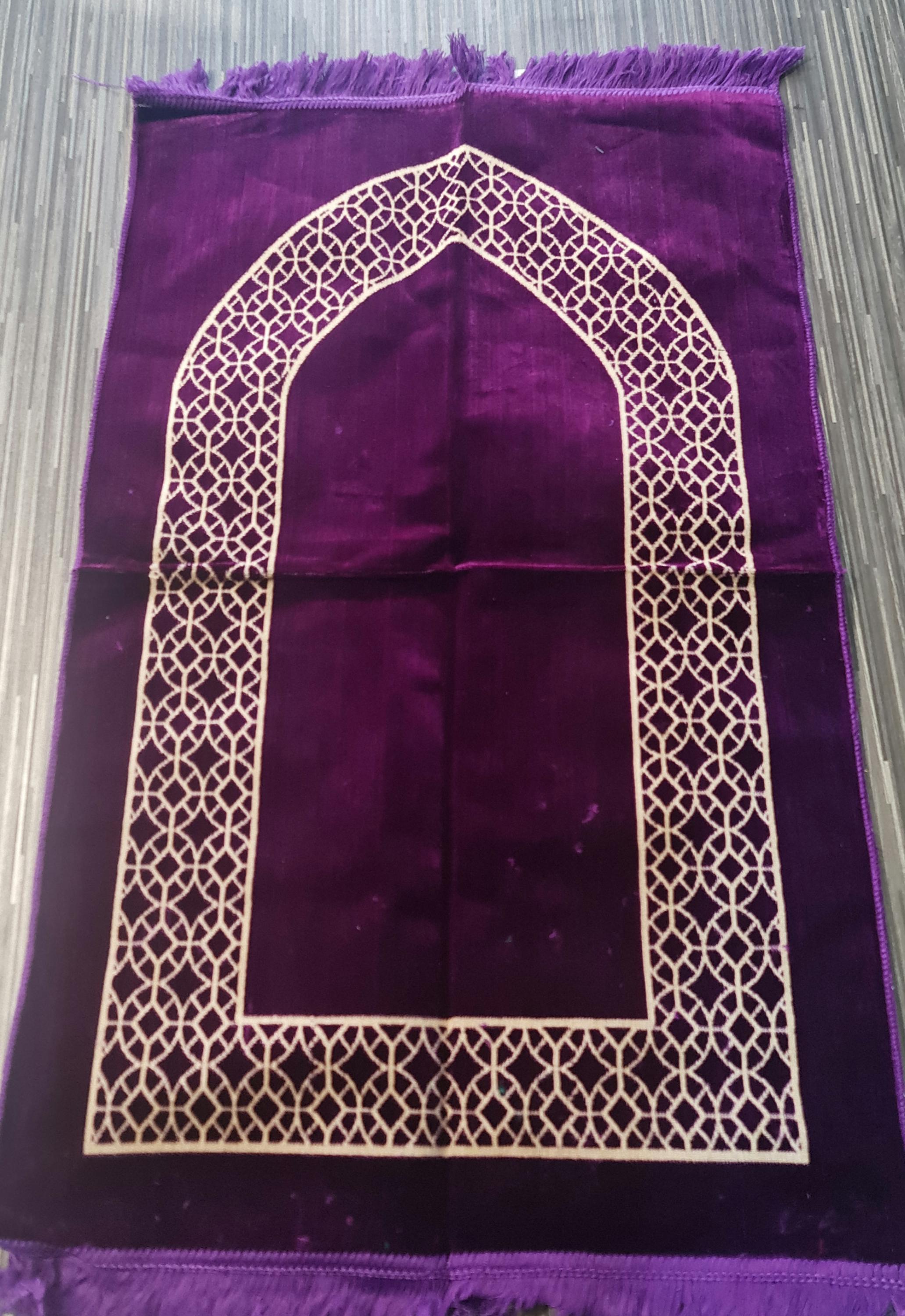 Mussallah Personalised Mussallah Prayer Mat Embroidered With Any Name - Etsy UK
