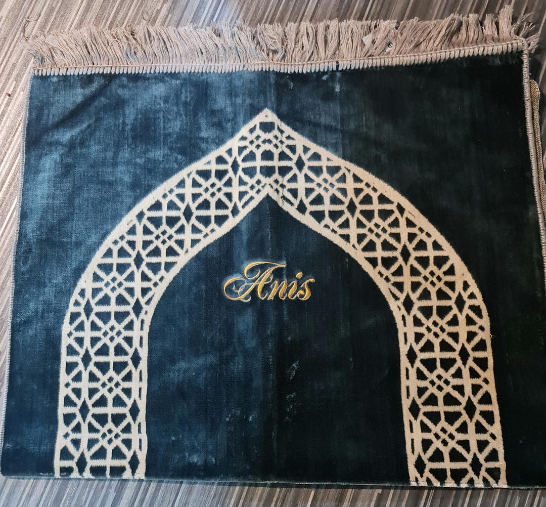 Mussallah Personalised Mussallah Prayer Mat Embroidered With Any Name - Etsy UK