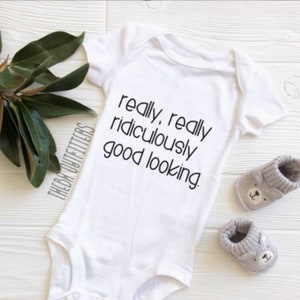 Babyshowercadeau, coole baby-ONESIE®, echt belachelijk knap, grappige babyromper, kleding babyjongen, nieuwe baby, romper