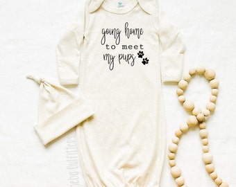 Going Home to Meet My Pups Coming Home Outfit, Dog Lover Gown Set with Name, Baby Sleeper Gown with Name, Knot Hat, Hospital Baby Outfit