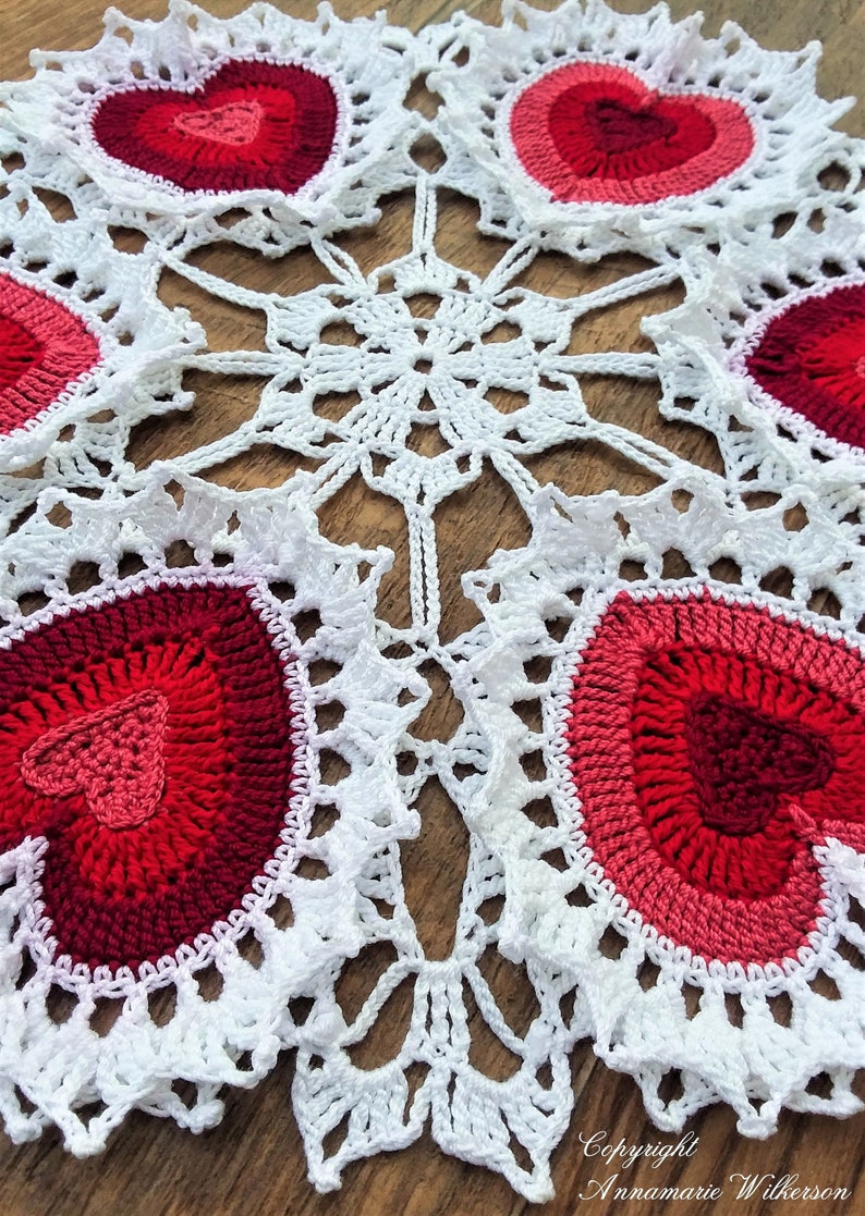 PATTERNValentine Heart Crochet Doily PDF PatternTéléchargement instantanéComplet écrit en termes anglais américainsConception originaleAmour image 4