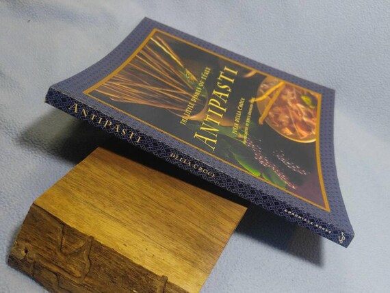 Antipasti The Little Dishes Of Italy By Julia Della Crice 1993 -