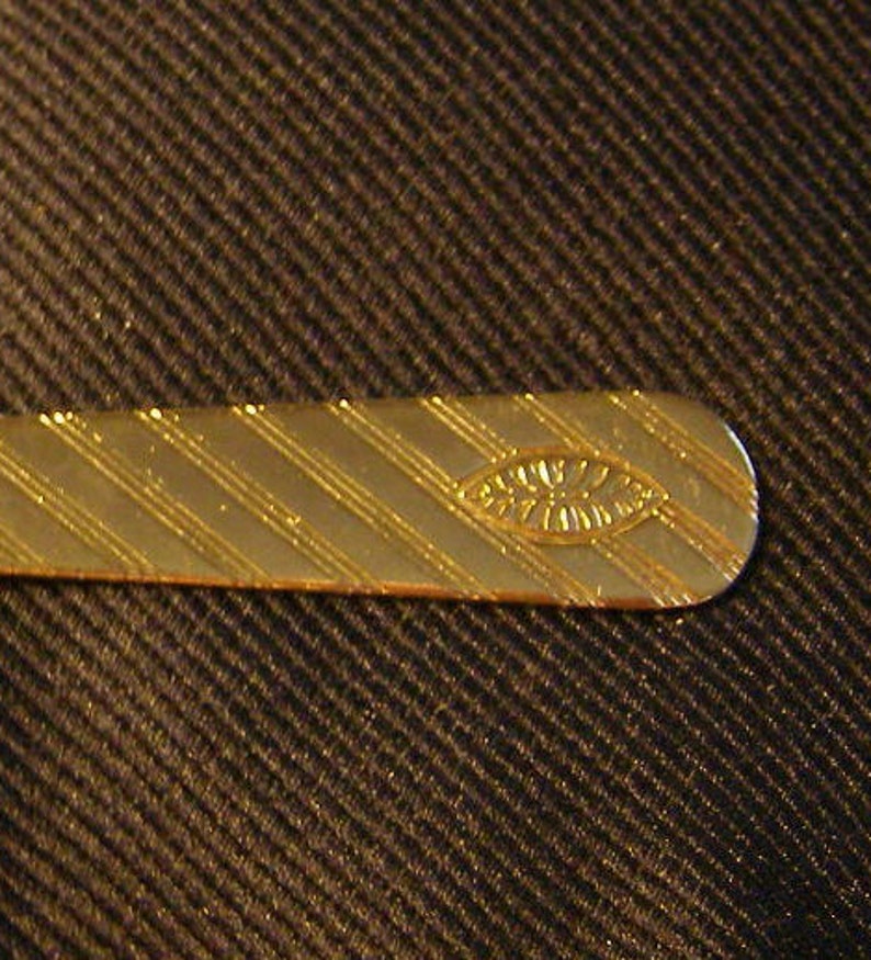 lined w Football shapes Tie Bar etched Evil Eye or Puka Shell design silver plate Tie Clip mens Fashion Jewelry vintage tapered Tie Clip