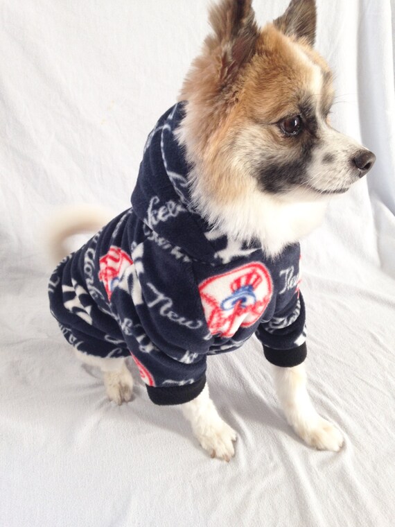 yankees dog sweater