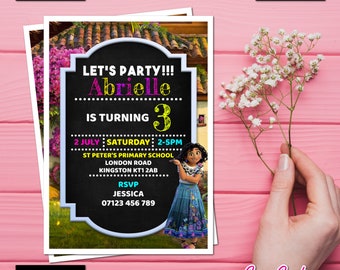 Encanto Motiv Geburtstag Einladungen Personalisierte Party Einladungen für Mädchen Mirabel Madrigal Charakter Thema