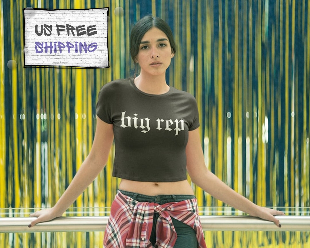 Free aesthetic Roblox t-shirts (screenshot ,crop and upload)Girls