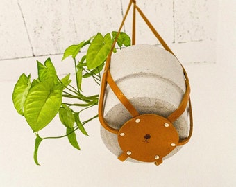 Leather pot holder, Leather plant hanger, Minimalist planter, plant hammock, boho planter, premium quality