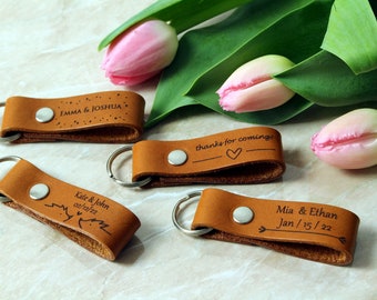 Engraved leather keychains - wedding favors in bulk, custom gift for wedding guests, personalized party favors, high quality