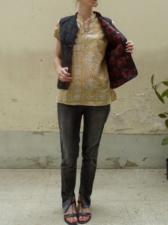 Vintage indian quilted waistcoat jacket Anokhi hi… - image 3