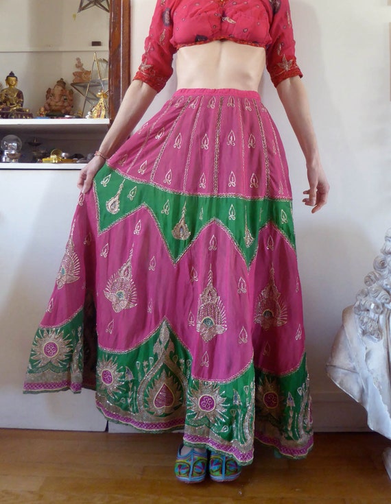 Vintage indian skirt lehenga hippie india embroide