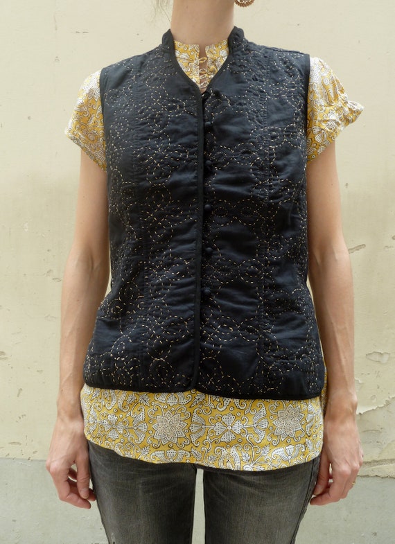 Vintage indian quilted waistcoat jacket Anokhi hip