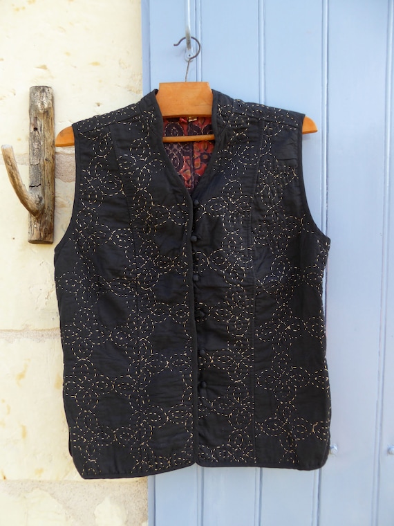 Vintage indian quilted waistcoat jacket Anokhi hi… - image 5