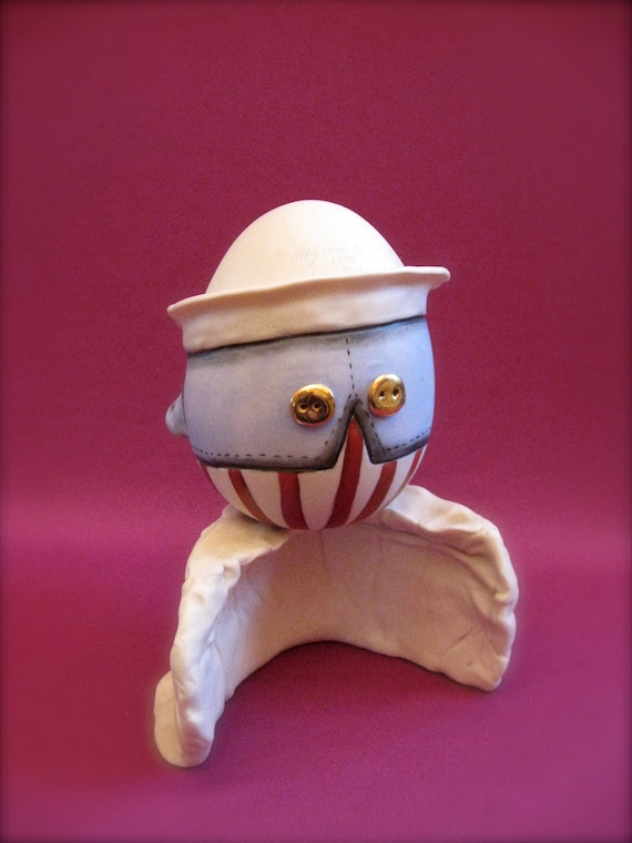 Humpty Dumpty Sitting on a Wall -- Allyson Nagel - A.N. Humpty Dumpty Sitting on a Wall -- Allyson Nagel - A.N.