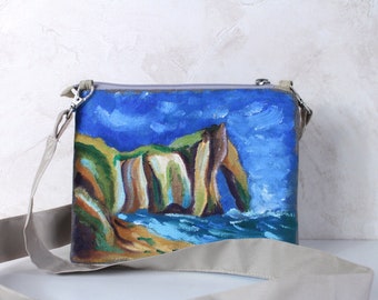 Petit sac à lanière Peinture acrylique sur le tissu Falaise Etretat France Pochette a bandoulière