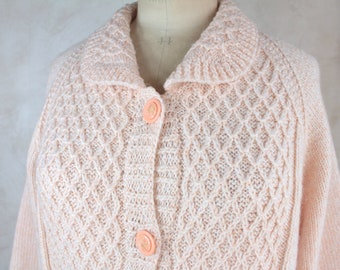 Pull  blanc - Cardigan manche longue - Gilet demi laine - Fait main - Vetement au Tricot