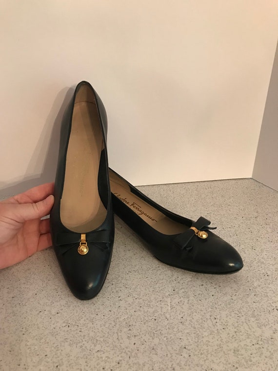 ferragamo ladies shoes