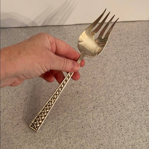 Vintage Silverplated cold meat serving fork by International Silver in a lattice pattern, Home Entertaining Formal Dining