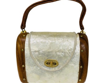 Monedero único de concha de Cádiz, bolso estilo caja de madera, bolso blanco y acabados marrones, bolso de bolsillo con asa superior Mid Century, Vintage Classic Florida