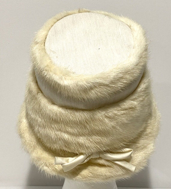 Vintage Pillbox Hat Creamy White Rabbit Fur & Gro… - image 3