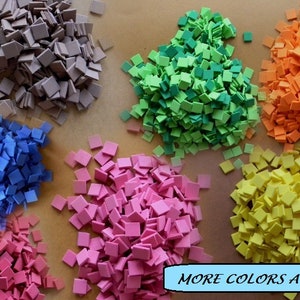 Ladrilhos de espuma quadrados coloridos | Mosaicos cortados à mão | Fornecimento de artesanato infantil | Ladrilhos de espuma com brilho | Telhas adesivas, casca e cola. VÁRIAS CORES