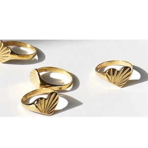 Signet ring &quot;Heart&quot;