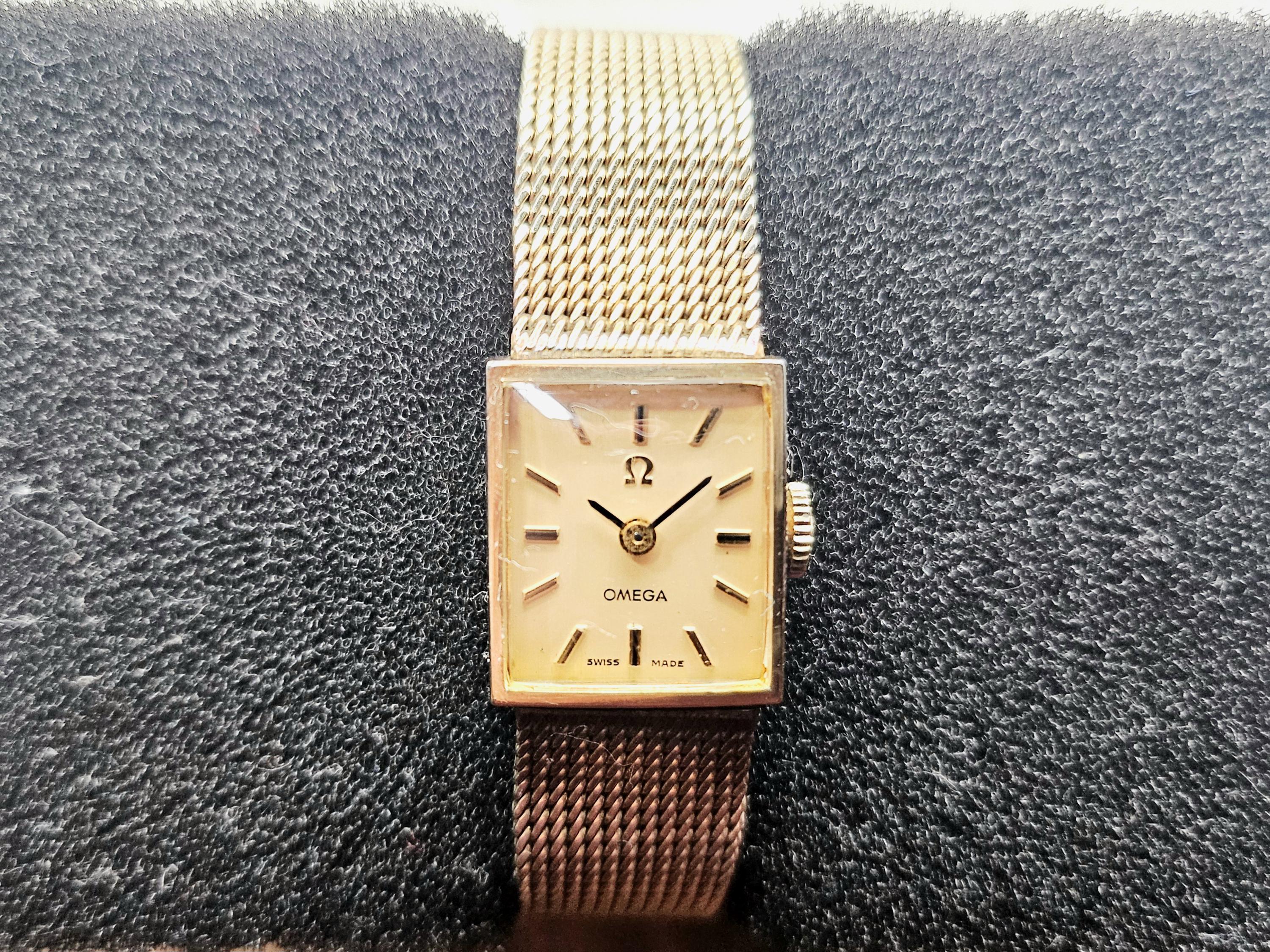 VintageSwissWatches - Etsy