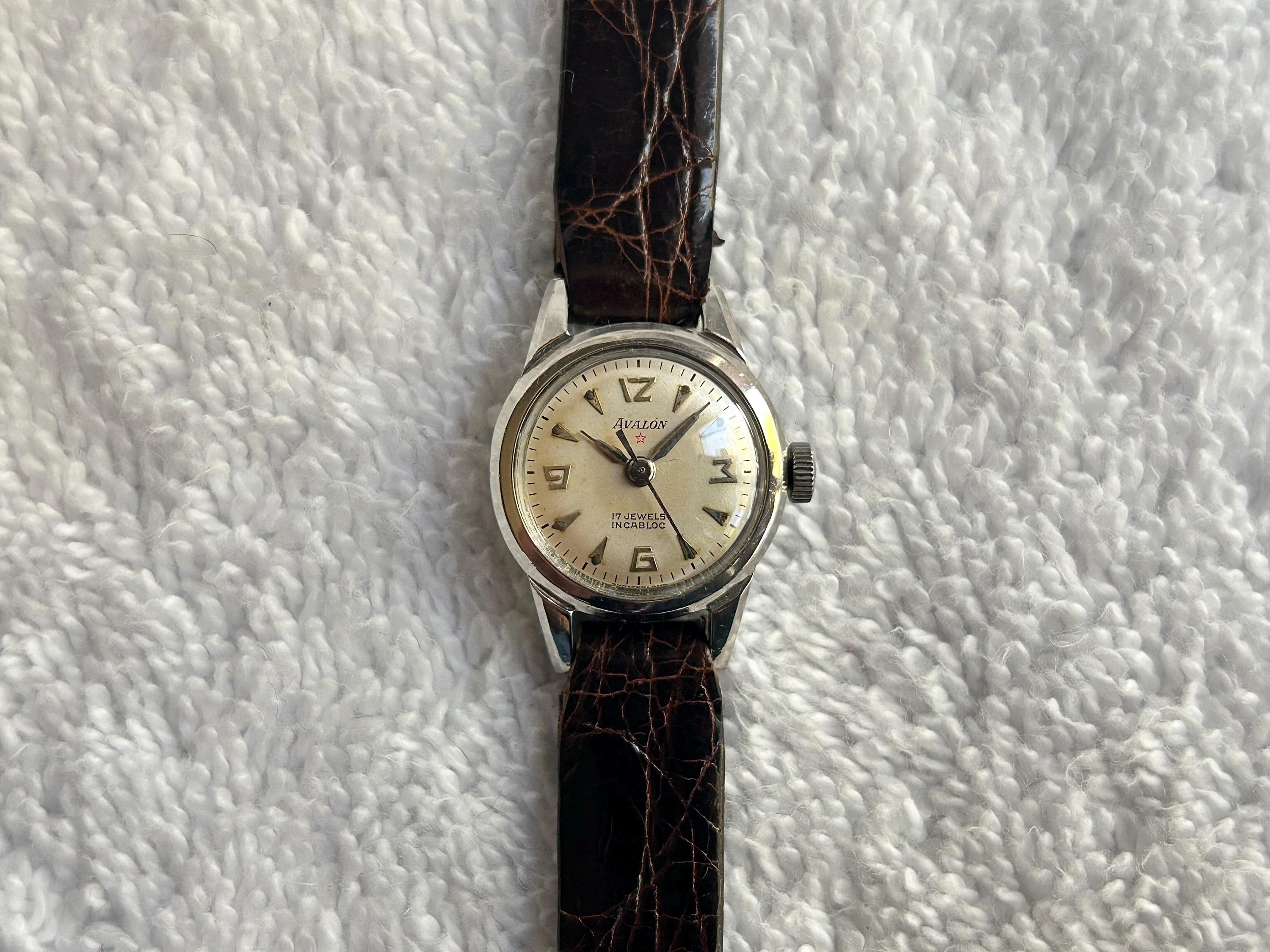 Avalon watch - Etsy 日本