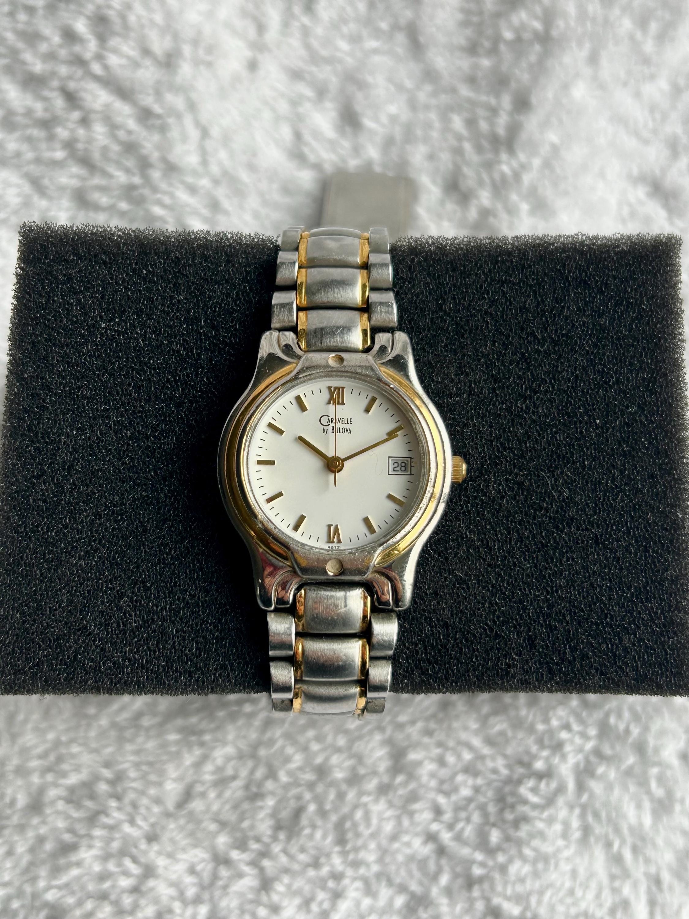 Vintage Caravelle By Bulova Women\'s Two Tone Watch Caravelle by Bulova Watch Womens Gold Two Tone C899163  main image 4