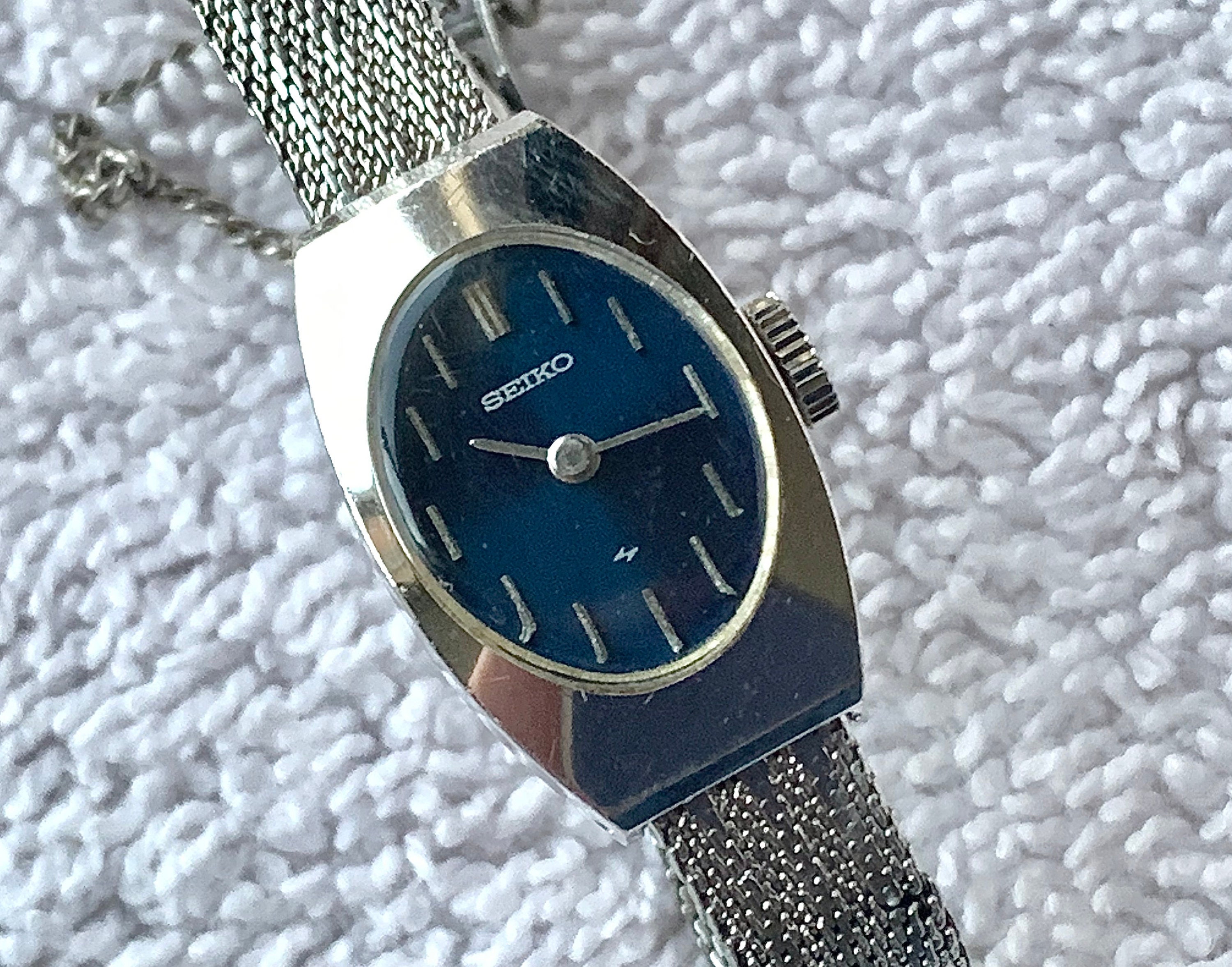 SEIKO レディース　腕時計　アンティーク　ジュエリーウォッチ Vintage Seiko Blue 1971 Stainless Steel Winding Cocktail