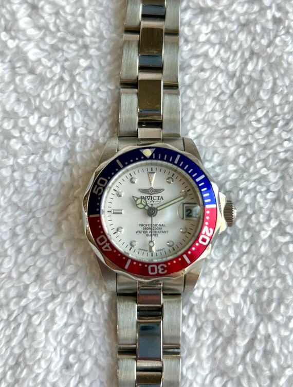 Beautiful Vintage Invicta Pepsi Bezel Diver 200 Meters 660 Feet Cocktail Ladies Quartz Stainless Steel Watch Fresh Battery Installed Etsy
