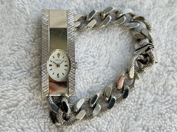 Rare Vintage Caravelle by Bulova 1970's Mechanical Hand-winding 17