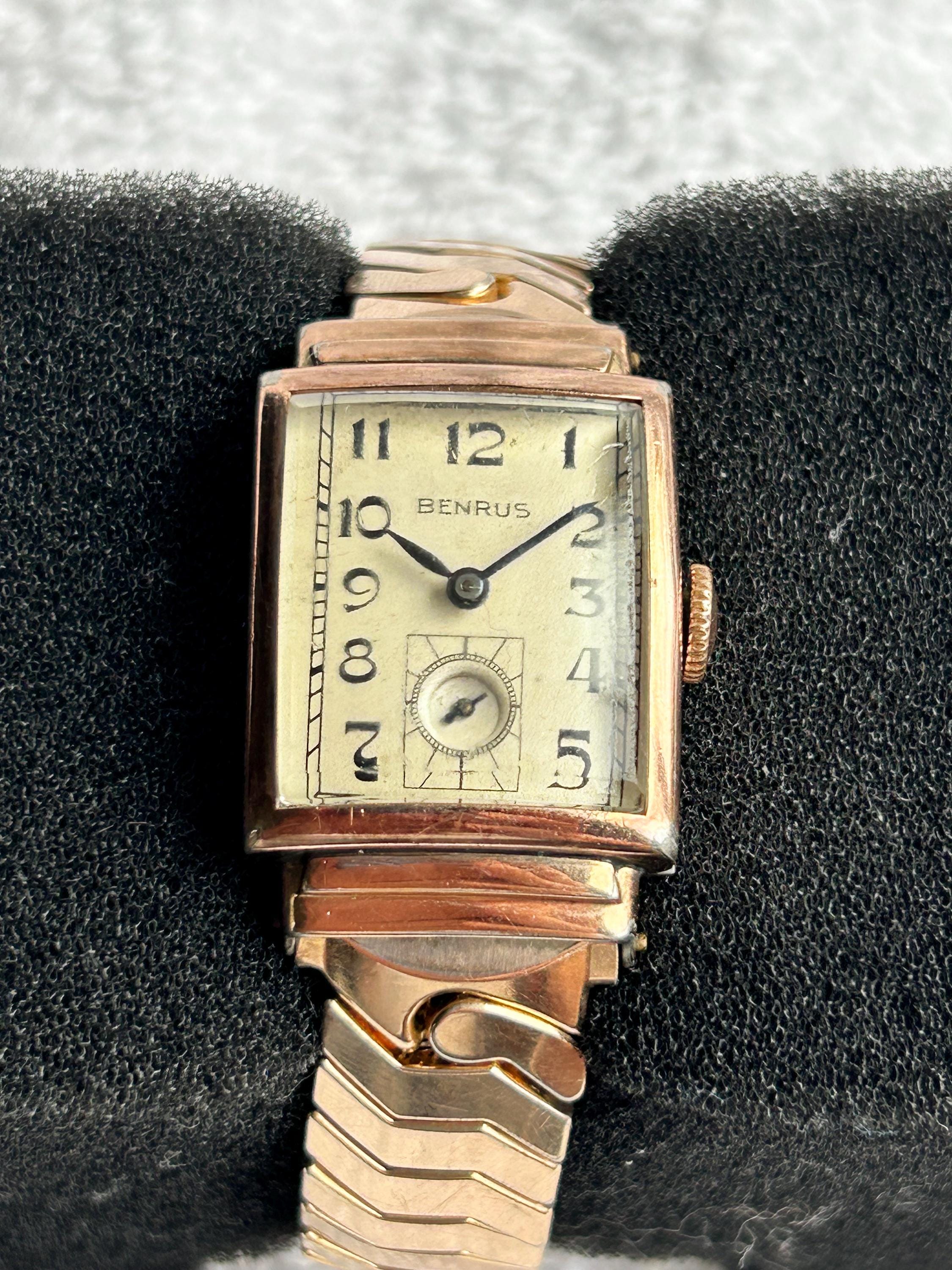 Benrus 10k gold 17 jeweled vintage watch Vintage Benrus Pointer Date Manual Wind Calendar Watch GF  main image 3