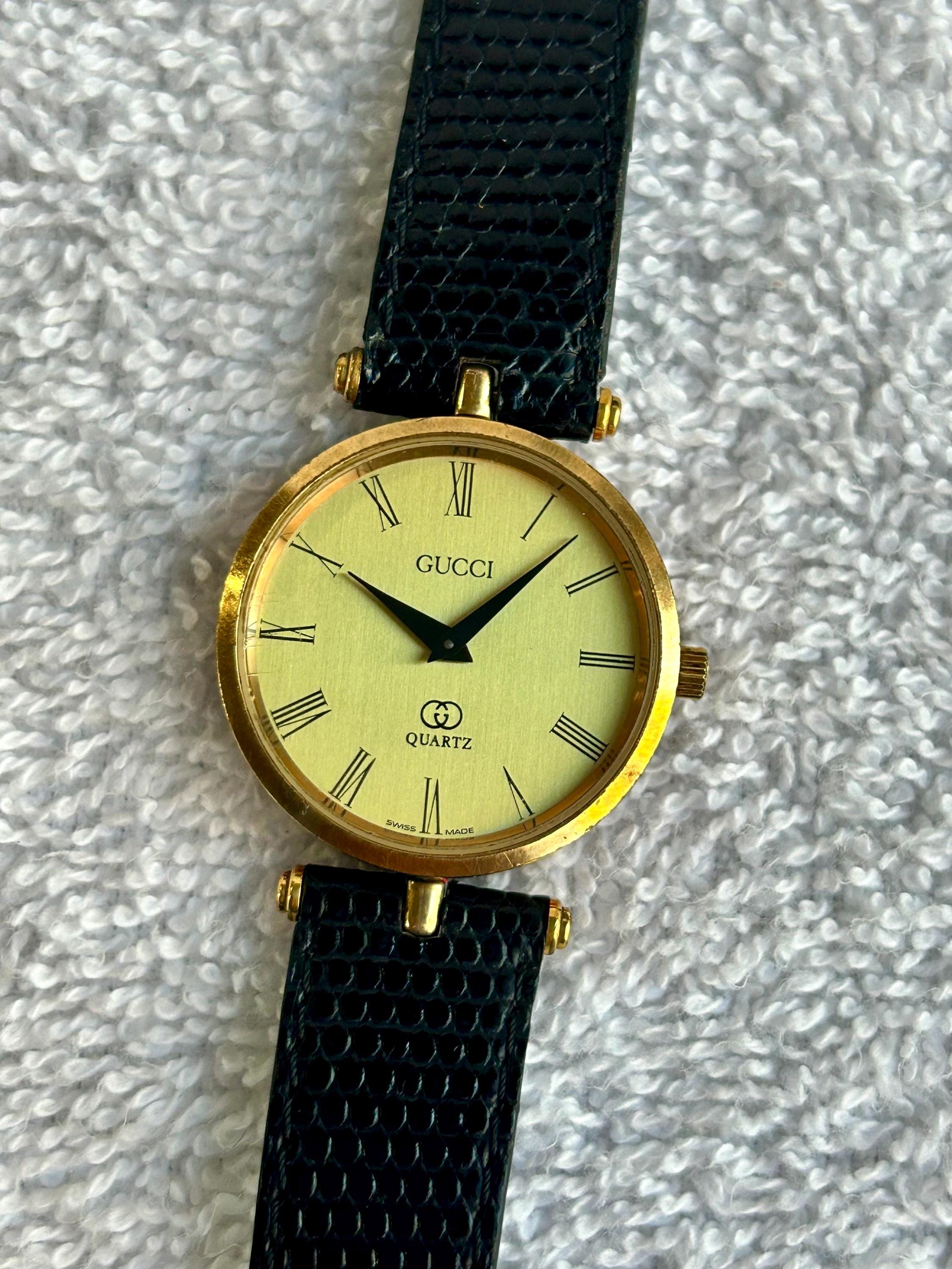 Vintage 30mm Gucci Gold Plated and Steel Swiss Made Quartz  display picture 2