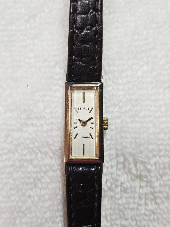 Vintage Ladies Benrus 17-Jewel Manual Wind Watch ? Vintage Benrus 17 Jewel Manual Wind Watch Gold Tone  main image 2