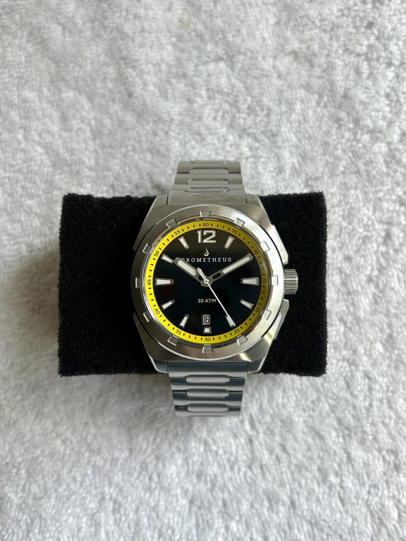 Prometheus Jamanta Diver True Water Resistance 300 Meters Quick-Set Calendar Luminescent Hands and Markers Automatic Watch. Box and Papers.