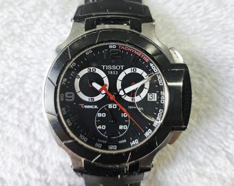Klasyczny szwajcarski zegarek Tissot Chronograph Tachymeter Quartz Calendar.