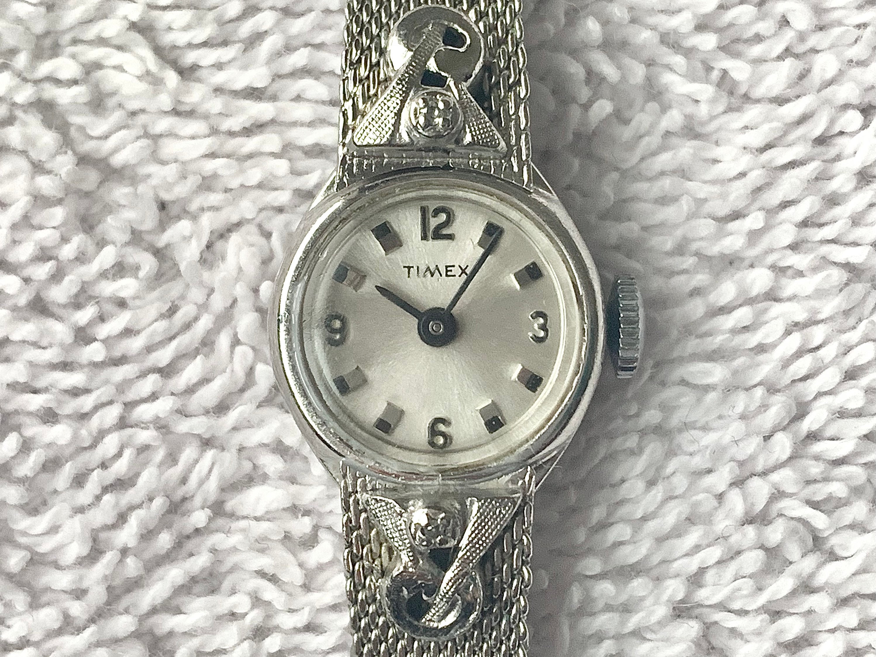 Vintage Timex Winding Mechanical Stainless Steel Cocktail  display picture 1