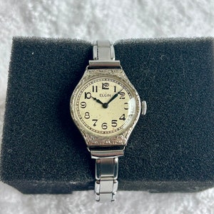 Vintage Elgin Treasure Automatic Stainless Steel 200M Diver Watch